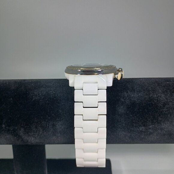 Glam Rock Women\'s GR50124-DBZ Aqua Rock Chronograph White Ceramic Watch
